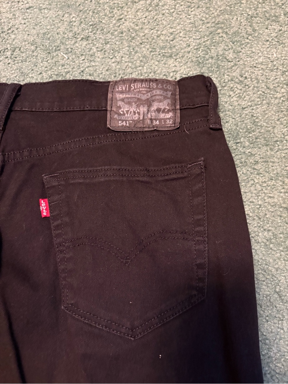 Levi's Men's Black Relaxed Jeans - 541 Fit